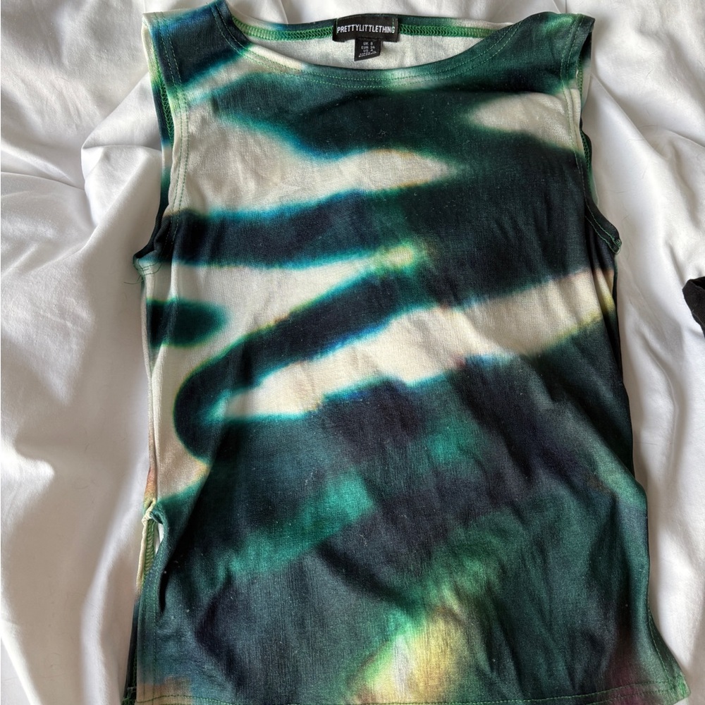 PrettyLittleThing Slinky Top